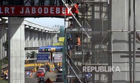 Anies: Gerbong LRT Tiba pada April 2018 Anies: Gerbong LRT Tiba pada April 2018