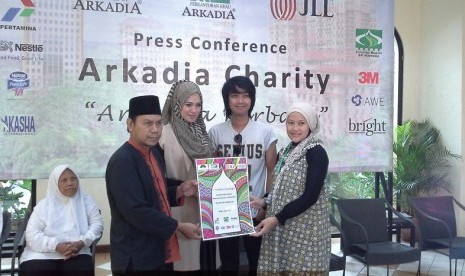 Delia Septianti Fokus Kembangkan Bisnis Busana Muslim Delia Septianti Fokus Kembangkan Bisnis Busana Muslim