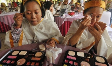 Rambah Indonesia, St.Ives Hadirkan Produk Berbahan Natural 