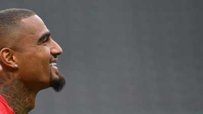 Kevin-Prince Boateng Resmi Menjejak ke Barcelona