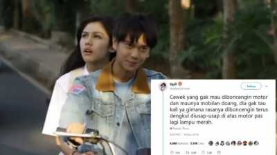 10 Curhatan Manis saat Dibonceng Pacar