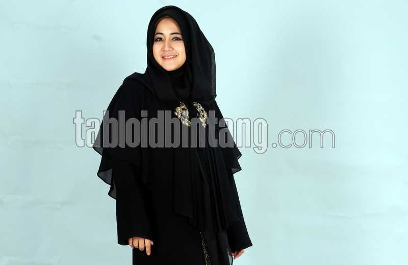 Ke Mana Pipik Dian Irawati di Tengah Heboh Gosip Pernikahan dengan Sunu? Ke Mana Pipik Dian Irawati di Tengah Heboh Gosip Pernikahan dengan Sunu?