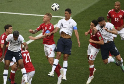 Piala Dunia 2018: Tanpa Gol, Penonton Soraki Pertandingan Perancis vs Denmark Piala Dunia 2018: Tanpa Gol, Penonton Soraki Pertandingan Perancis vs Denmark