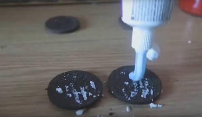 Duh! YouTuber Ini Dibui 15 Bulan Gara-gara “Prank Oreo” Duh! YouTuber Ini Dibui 15 Bulan Gara-gara “Prank Oreo”
