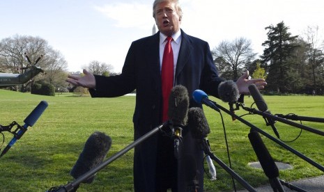 HBO tak Suka Trump Gunakan Meme Game of Thrones HBO tak Suka Trump Gunakan Meme Game of Thrones