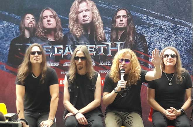 Megadeth Akan Melelang Gitar untuk Korban Gempa Donggala - Palu Megadeth Akan Melelang Gitar untuk Korban Gempa Donggala - Palu
