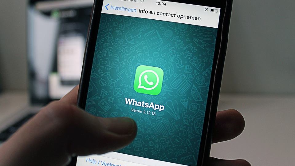 WhatsApp Siap Cari Duit dari Aplikasi Bisnis dan Simbol Centang Hijau