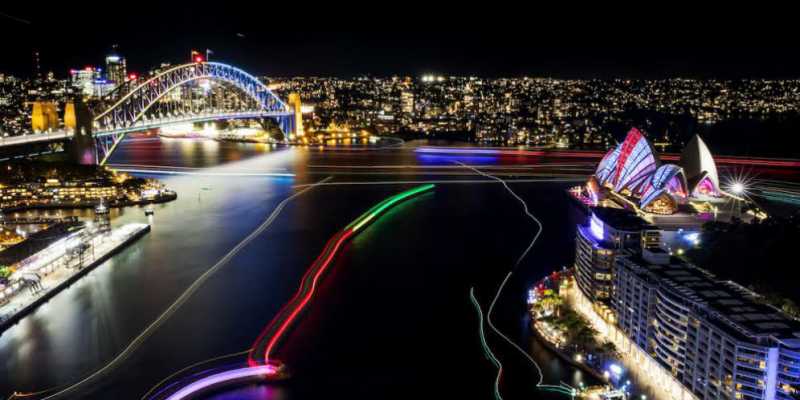 Qantas Tawarkan Penerbangan Gratis Nikmati Vivid Sydney, Mau? Qantas Tawarkan Penerbangan Gratis Nikmati Vivid Sydney, Mau?