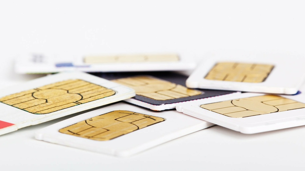 SIM Card Terancam Diblokir Jika Tidak Daftar Ulang Pakai KTP dan KK