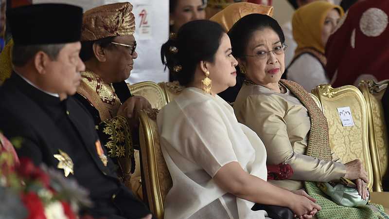 Kado HUT ke-72 RI: Bersatunya Megawati dan SBY Kado HUT ke-72 RI: Bersatunya Megawati dan SBY