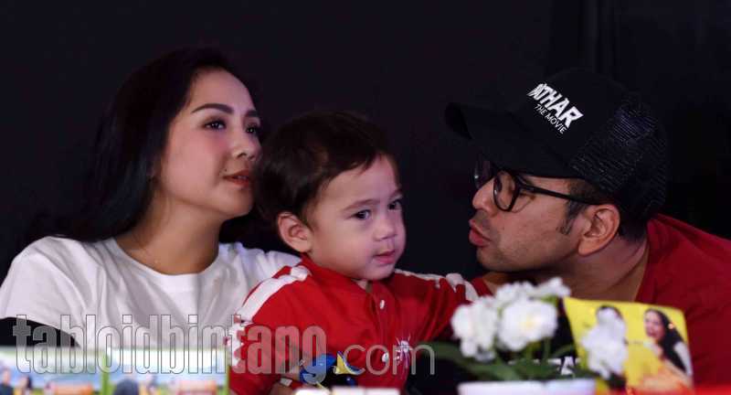 Rafathar Dapat Kado Mahal dari Bos ANTV, Apa Itu?