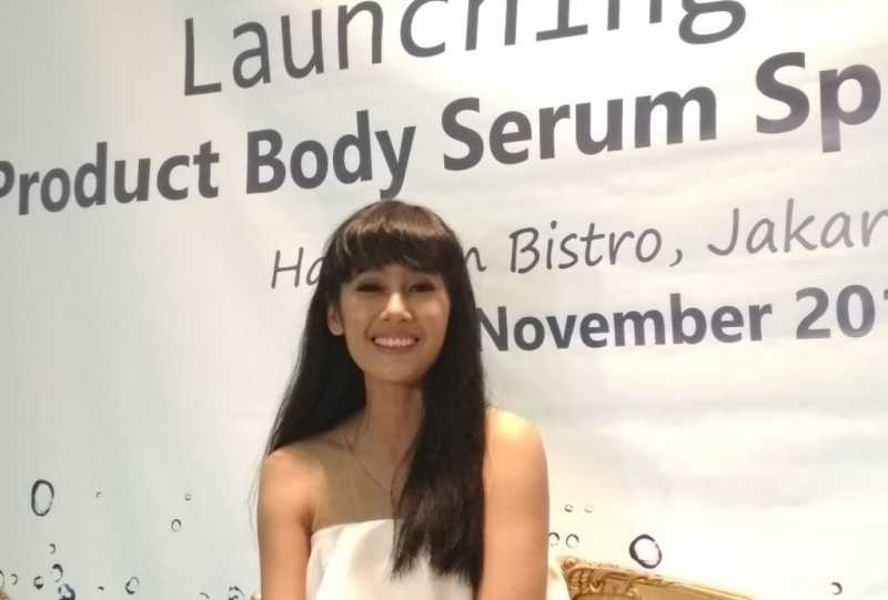 Ardina Rasti Kaget Dengar Isu Segera Menikah dengan Arie Dwi Andhika Ardina Rasti Kaget Dengar Isu Segera Menikah dengan Arie Dwi Andhika