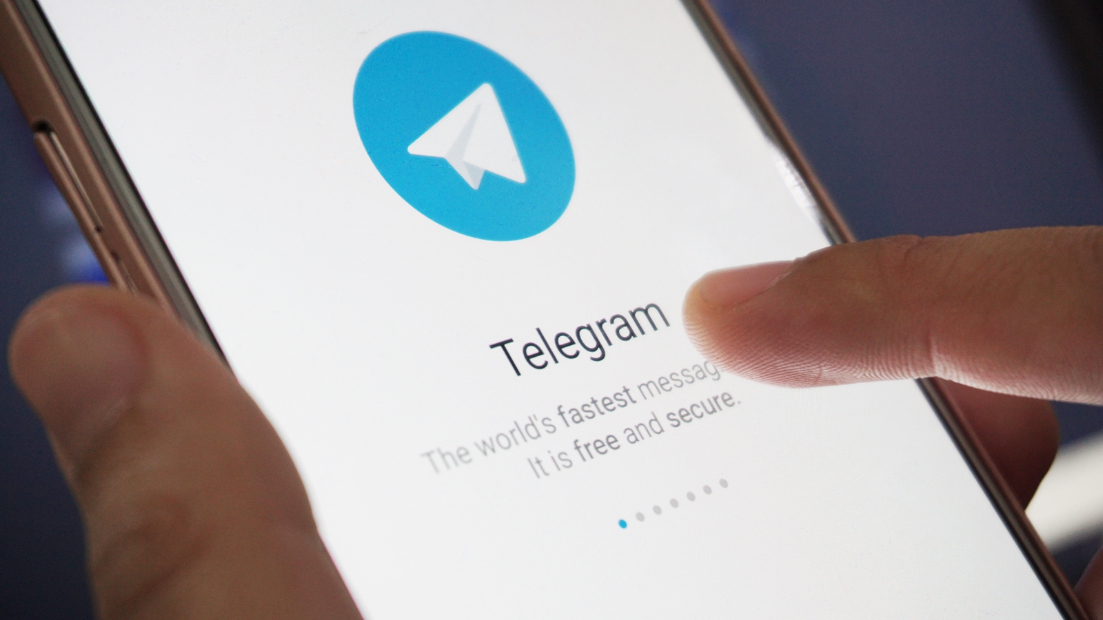 Operator Telekomunikasi Sudah Terima Perintah Buka Blokir Telegram