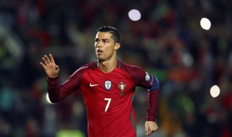 Maradona: Andai Ronaldo Orang Argentina Maradona: Andai Ronaldo Orang Argentina