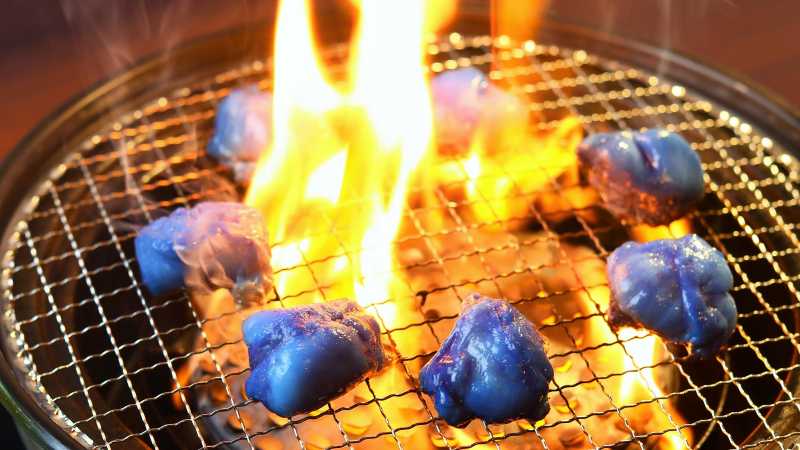 Sambut Piala Dunia 2018, Restoran di Jepang Hadirkan Daging Biru Sambut Piala Dunia 2018, Restoran di Jepang Hadirkan Daging Biru