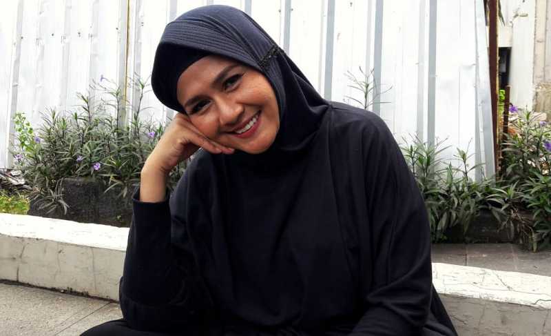 Kata Dewi Irawan, Kondisi Ria Irawan Masih Lemah dan Belum Bisa Bicara Jelas Kata Dewi Irawan, Kondisi Ria Irawan Masih Lemah dan Belum Bisa Bicara Jelas