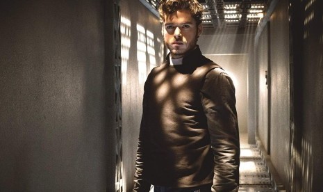 Richard Madden Ditawari Peran James Bond