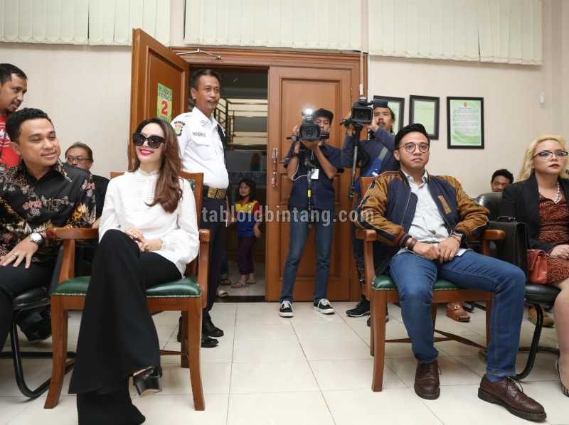 Roby Geisha Punya Bukti Cinta Ratu Pakai Guna-guna untuk Mendekatinya