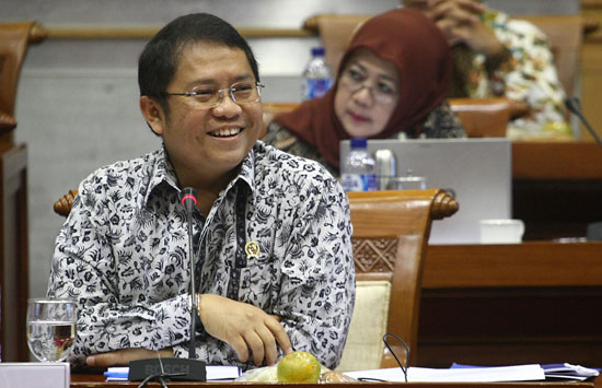 Rudiantara Ingatkan ‘Emak-emak’ Jangan Nyebar Hoax Rudiantara Ingatkan ‘Emak-emak’ Jangan Nyebar Hoax