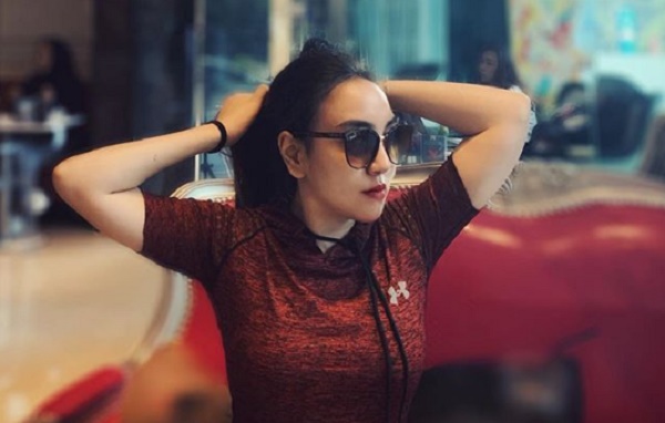 Lepas Hijab, Salmafina Sunan Geram Diminta Hibahkan Koleksi Baju Muslimnya Lepas Hijab, Salmafina Sunan Geram Diminta Hibahkan Koleksi Baju Muslimnya