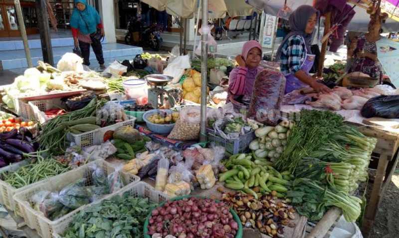 Harga Sayuran Naik Jelang Lebaran Harga Sayuran Naik Jelang Lebaran