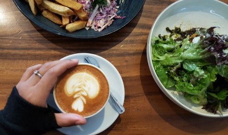 Bicara Secangkir Cappuccino ala Italia Bicara Secangkir Cappuccino ala Italia
