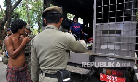 Hindari Persekusi, Polda Banten Razia Puluhan Orang Gila