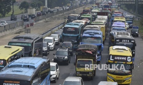 Tips Agar Terhindar dari Kemacetan Saat Balik Mudik Tips Agar Terhindar dari Kemacetan Saat Balik Mudik