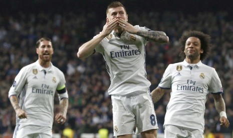 Real Madrid Bungkam Napoli 3-1 Real Madrid Bungkam Napoli 3-1