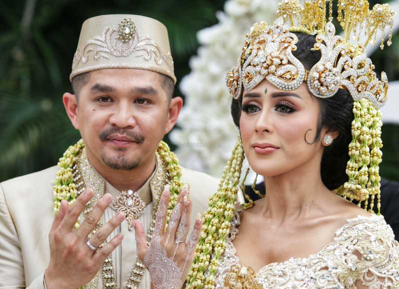 Selvi Kitty Usai Akad Nikah, Ucap Alhamdulillah Beberapa Kali