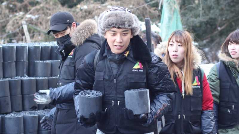 Usai Pesta Bareng Raline Shah, Seungri Bigbang Beramal di Hari Ultah Usai Pesta Bareng Raline Shah, Seungri Bigbang Beramal di Hari Ultah