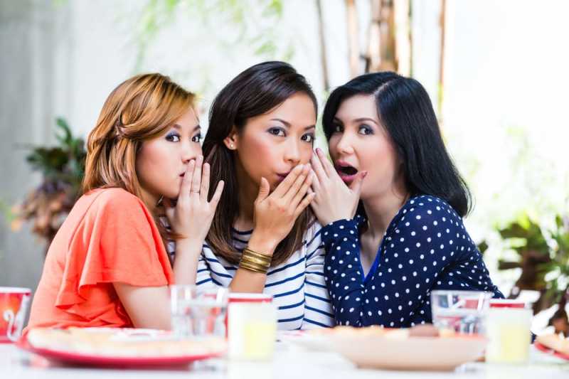 Kenapa Perempuan Suka Nyinyir? Kenapa Perempuan Suka Nyinyir?