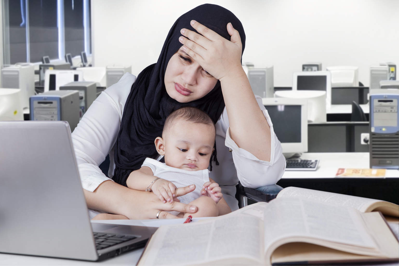 Apakah Ibu Boleh Ikut Puasa Kalau Baru Saja Melahirkan?