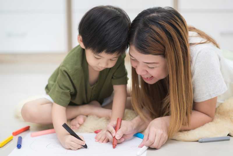 Tidak Hanya Menyenangkan, Menggambar Ternyata Menyehatkan Bagi Anak dan Orang Dewasa, Lho!