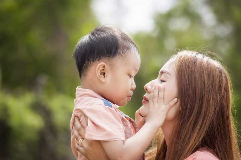 5 Cara Melatih Anak Lancar Bicara Supaya Tidak Kebablasan Cadel Sampai Dewasa