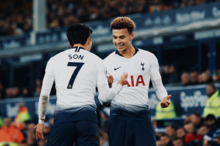 Spurs hancurkan Everton dengan skor 6-2 Spurs hancurkan Everton dengan skor 6-2
