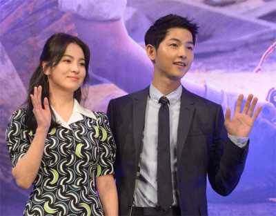 Beredar Foto Song Joong Ki - Song Hye Kyo Berangkat Bulan Madu