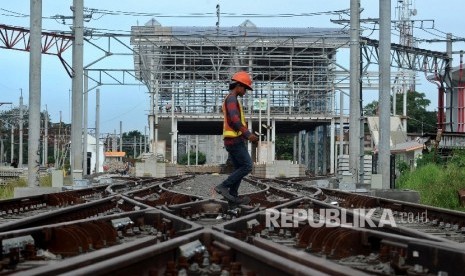 Kemenhub: KRL Manggarai-Cikarang Beroperasi September 2017 Kemenhub: KRL Manggarai-Cikarang Beroperasi September 2017