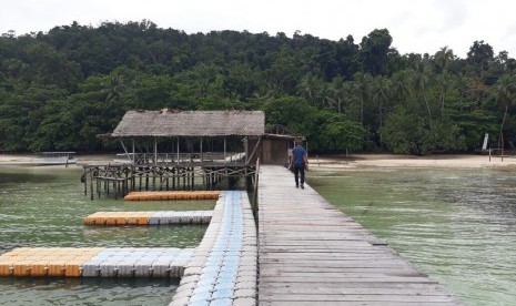 Indahnya Waiwo, Tempat Jokowi Nikmati Fajar di Raja Ampat