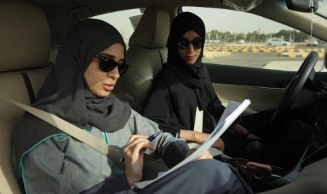 Yuk, Berkenalan dengan Sopir Taksi Perempuan Pertama Saudi