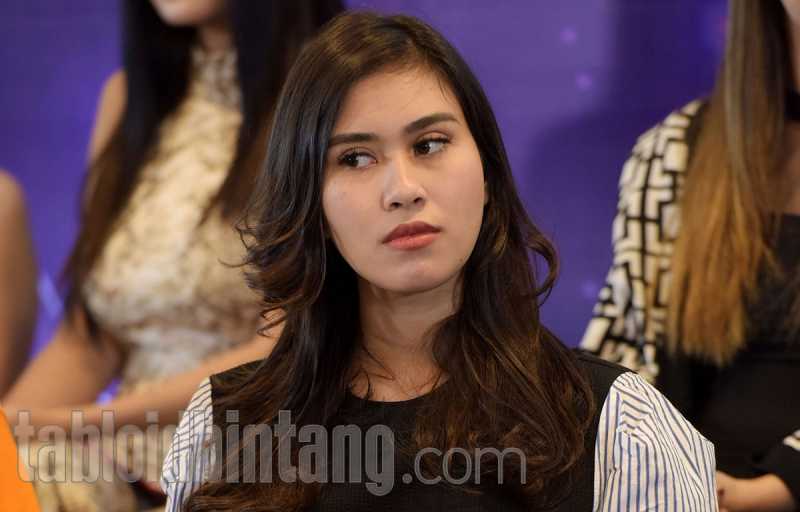 Keharuan Syahnaz Sadiqah Minta Restu Sebelum Menikah dengan Jeje Govinda Keharuan Syahnaz Sadiqah Minta Restu Sebelum Menikah dengan Jeje Govinda