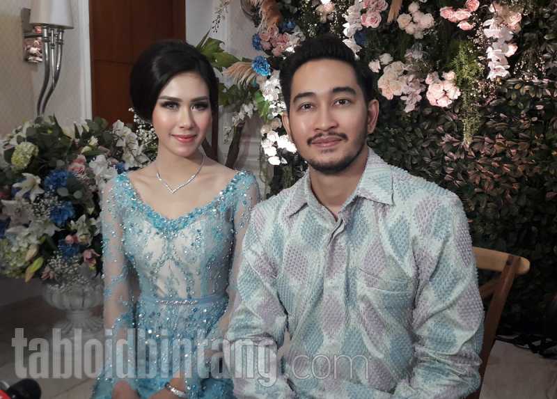 Menikahi jeje Govinda, Syahnaz Mengundang Mantan di Pesta Pernikahannya Menikahi jeje Govinda, Syahnaz Mengundang Mantan di Pesta Pernikahannya