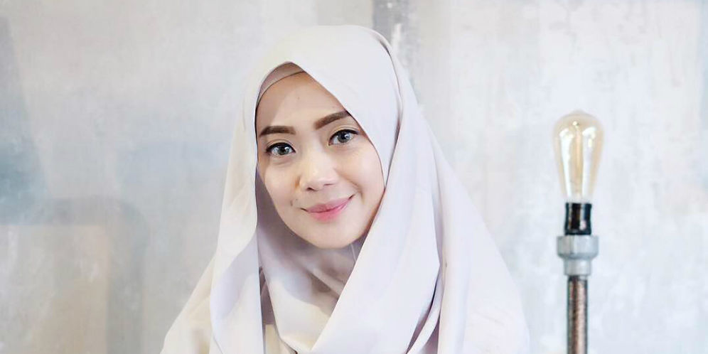 Begini Tutorial Hijab Gaya Hana Tajima