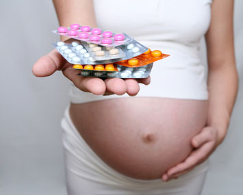 Memilih Obat Batuk untuk Ibu Hamil: Daftar Obat yang Aman dan yang Perlu Dihindari Memilih Obat Batuk untuk Ibu Hamil: Daftar Obat yang Aman dan yang Perlu Dihindari