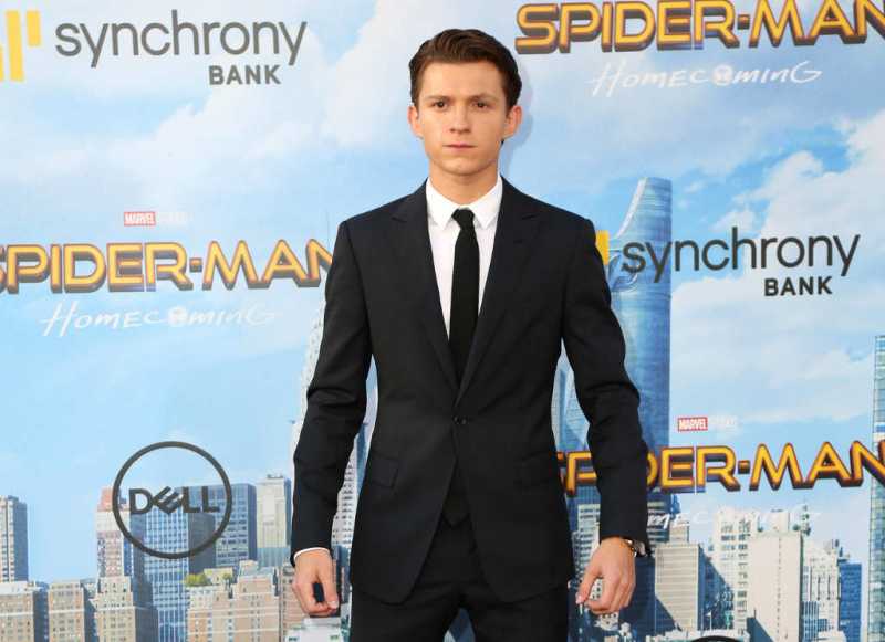 Selain Mark Ruffalo, Tom Holland Juga Spoiler Ending Avengers: Infinity War Selain Mark Ruffalo, Tom Holland Juga Spoiler Ending Avengers: Infinity War