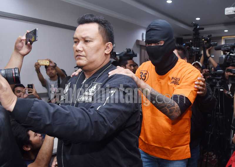 5 Hari Ditahan, Tora Sudiro Menangis 5 Hari Ditahan, Tora Sudiro Menangis