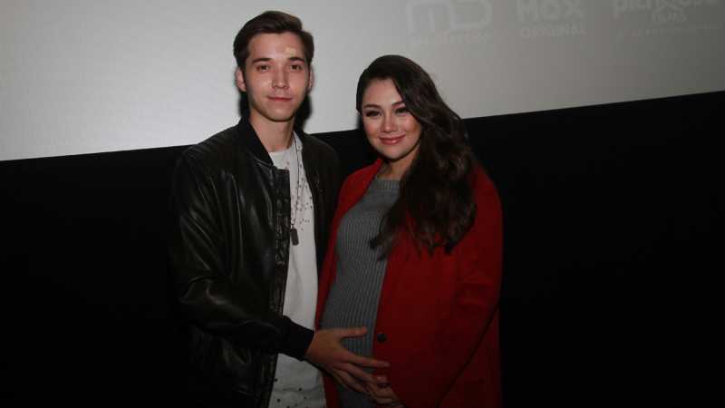 Selamat! Celine Evangelista dan Stefan Wiliam Dikaruniai Bayi Lelaki Selamat! Celine Evangelista dan Stefan Wiliam Dikaruniai Bayi Lelaki