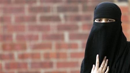 Di Balik Semarak Pesta Perceraian Perempuan Saudi