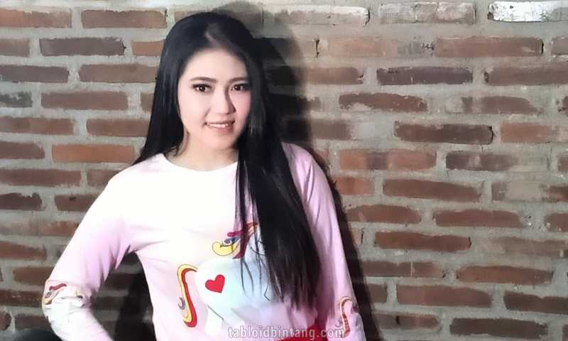 Nekad Ingin Melamar, Pria Ini Bikin Keluarga Via Vallen Ketakutan Nekad Ingin Melamar, Pria Ini Bikin Keluarga Via Vallen Ketakutan