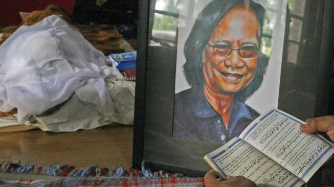 Tanpa Suara Yon Koewoyo, Koes Plus Tinggal Legenda Tanpa Suara Yon Koewoyo, Koes Plus Tinggal Legenda